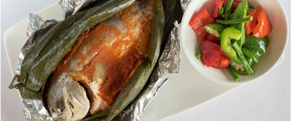 Recipe Blast: Grilled Pompano with Banana Leaf